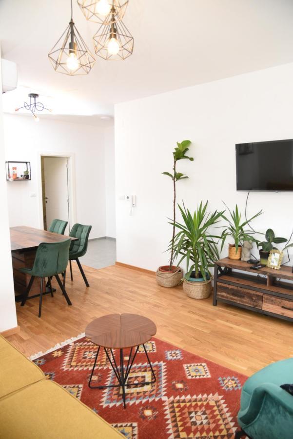 Apartament Avenija Oaza Nowy Sad Zewnętrze zdjęcie